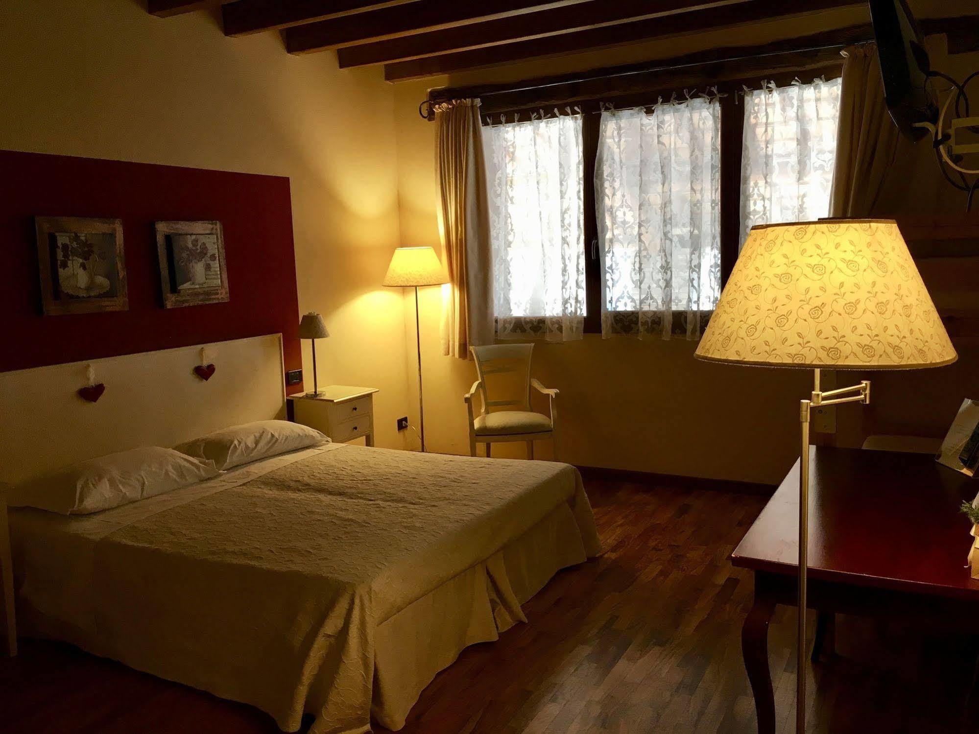 Agriturismo Corte Rocca San Giorgio di Mantova Exteriér fotografie